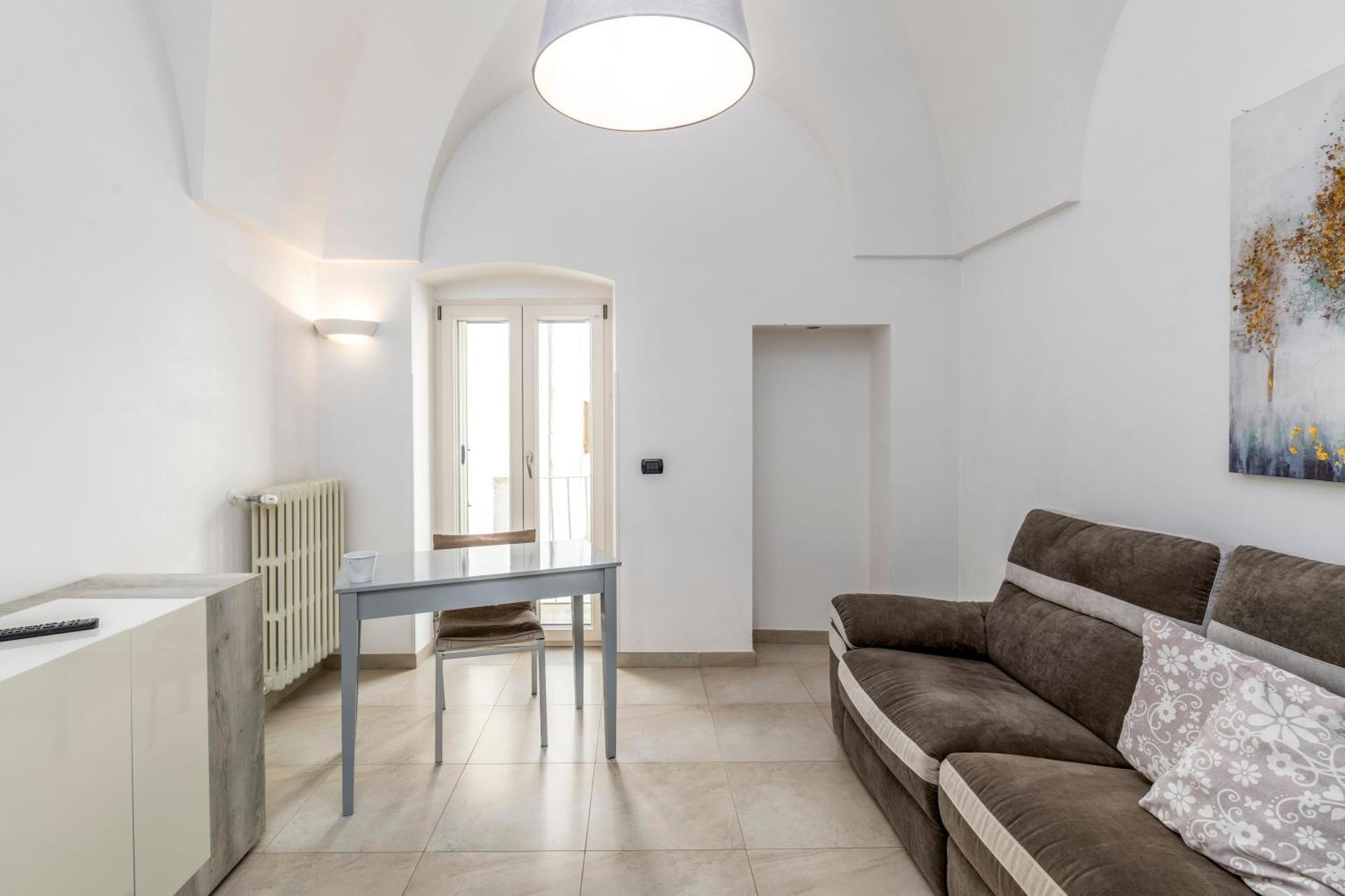 Sant Oronzo Palace Ostuni Bagian luar foto